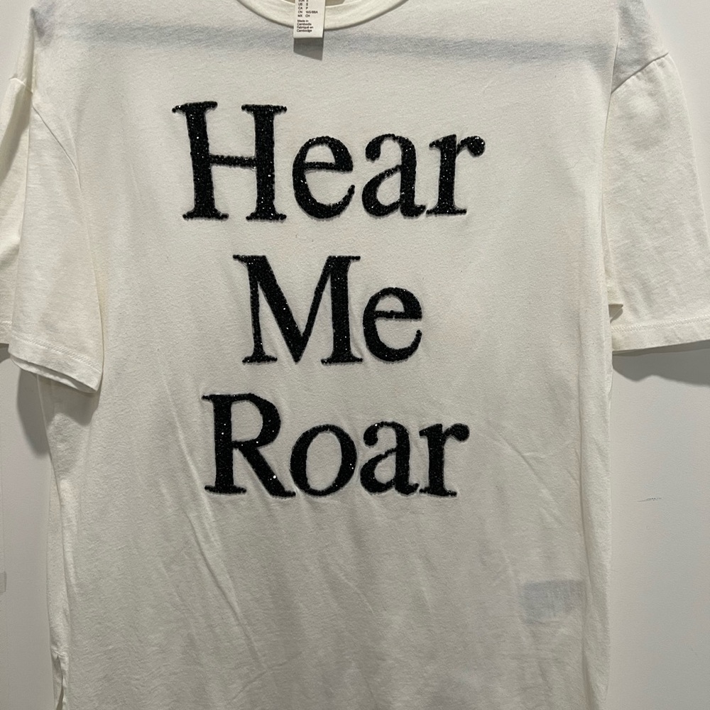 White short sleeve shirt